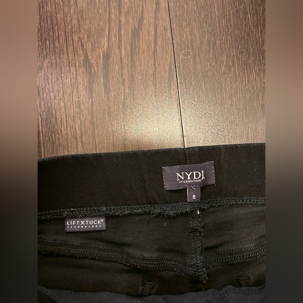 NJDJ LiftXTuck black straight leg jeans size 8 - Picture 5 of 5